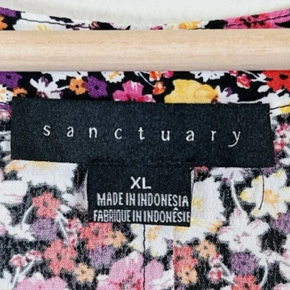 Sanctuary Craft Sleeveless Floral-Print Top - Picture 12 of 16